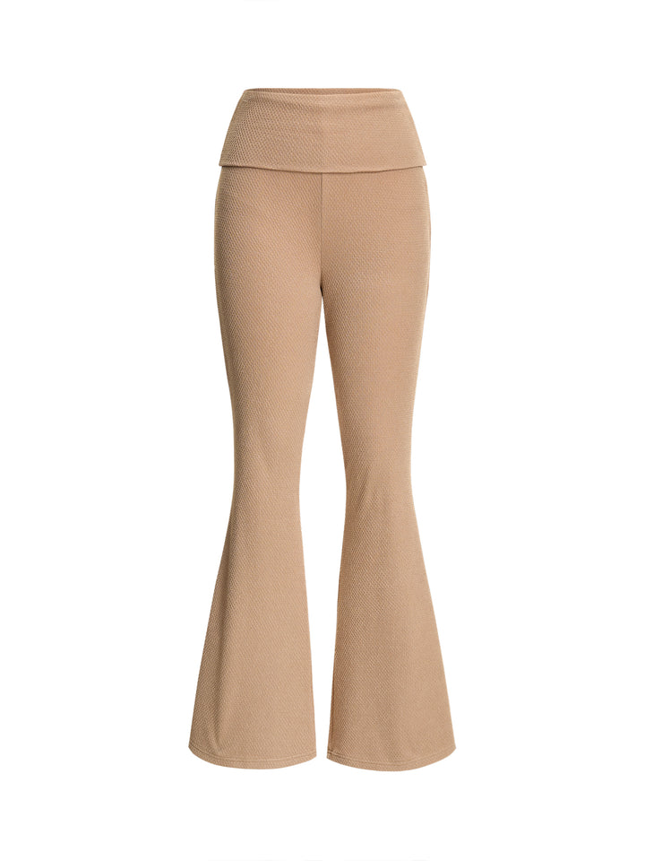 Pantalon féminin texturé à l'évassement naturel décontracté décontracté.