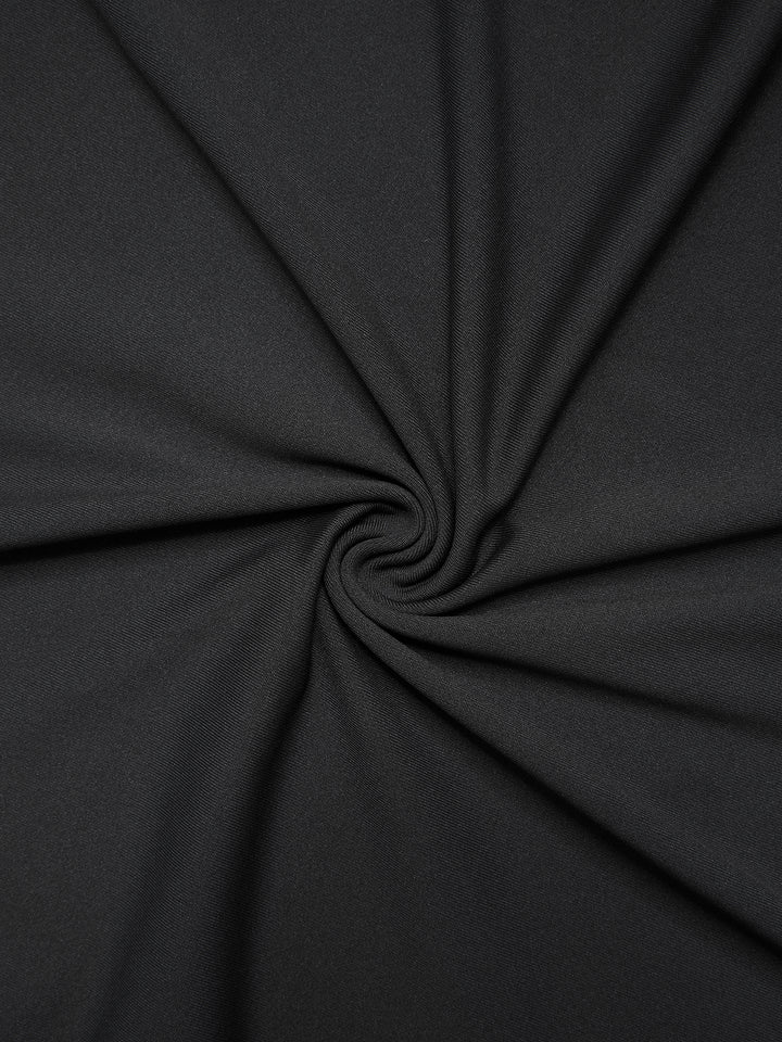 Fête des robes longues sans manches